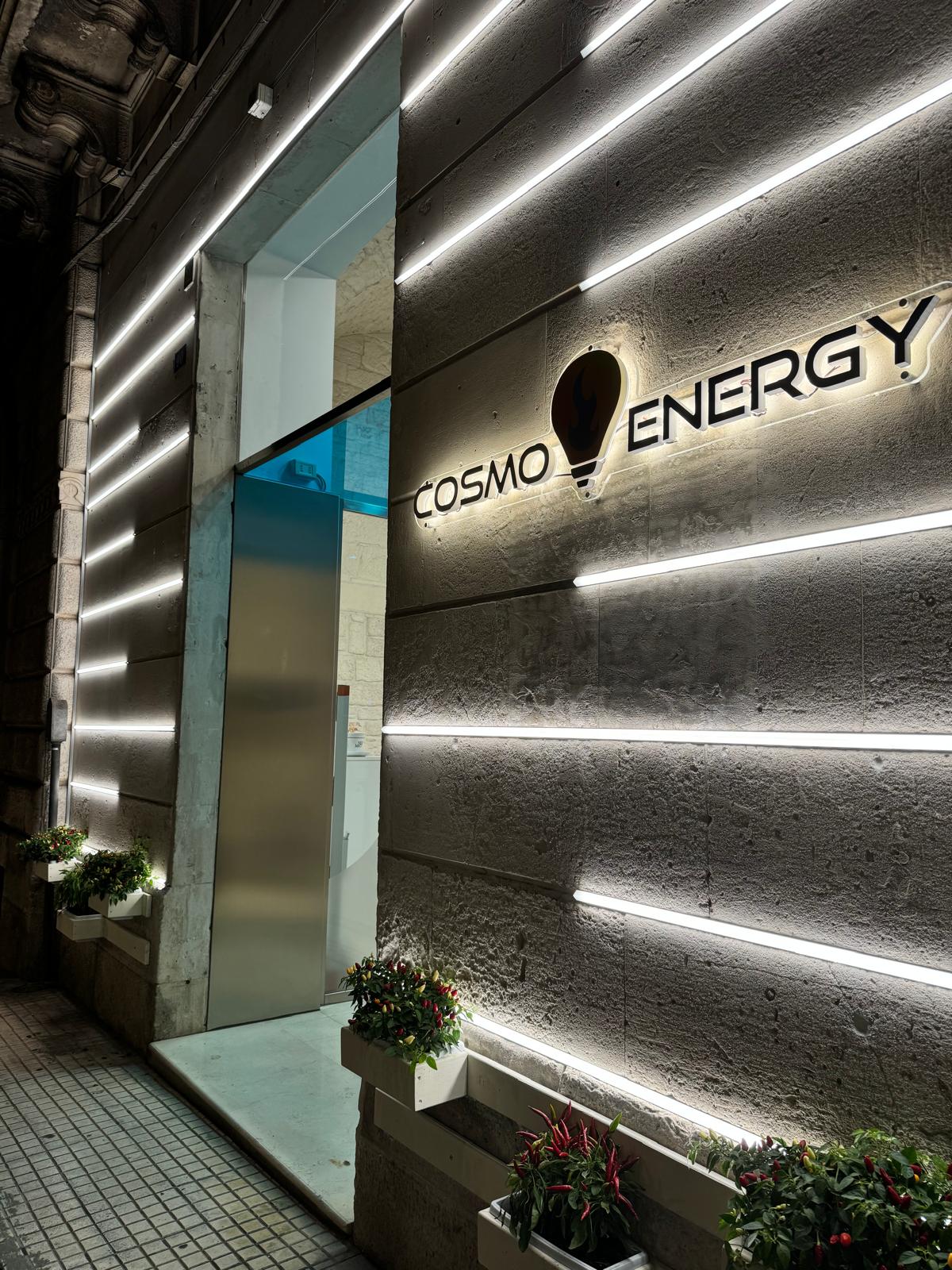 Esterno del punto vendita Cosmo Energy in Corso Italia a Martina Franca